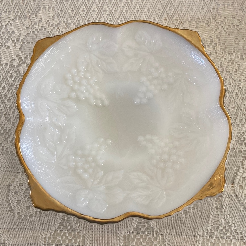 Indiana Glass Serving Bowl